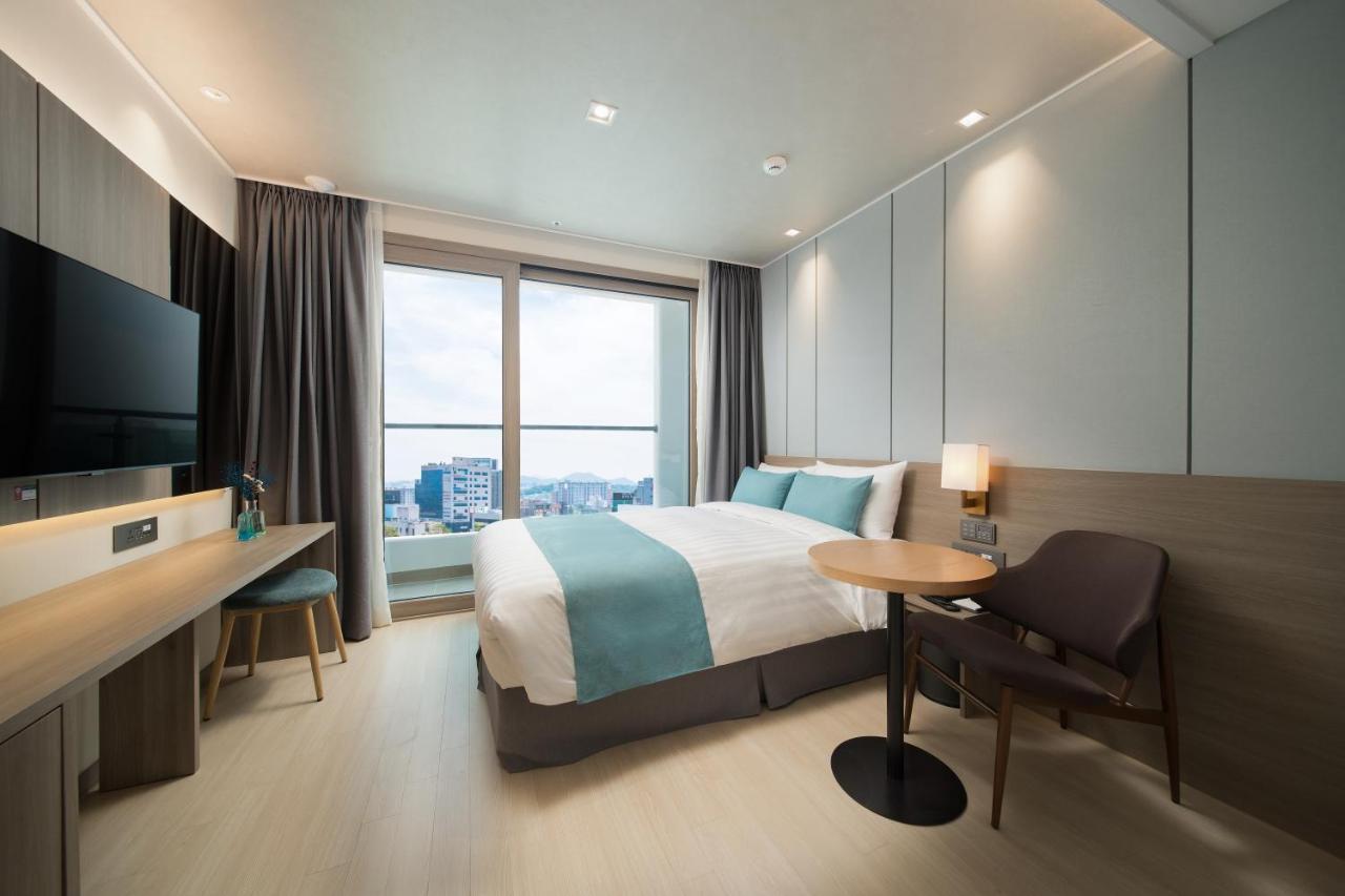 Utop Boutique Hotel&Residence Gwangju Metropolitan City Exteriör bild