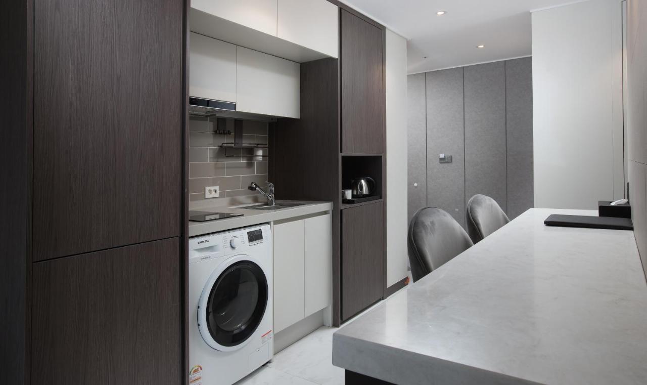 Utop Boutique Hotel&Residence Gwangju Metropolitan City Exteriör bild