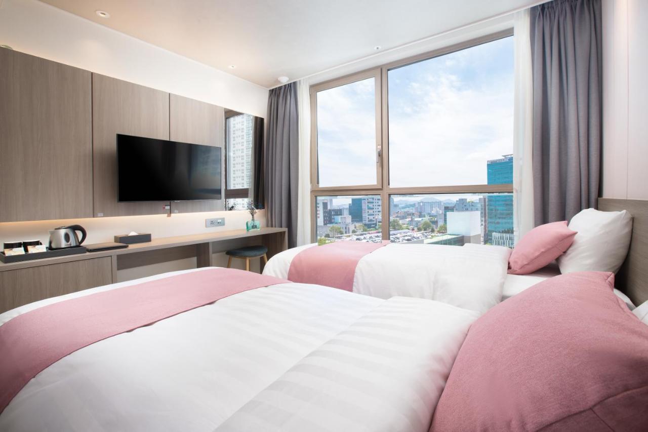 Utop Boutique Hotel&Residence Gwangju Metropolitan City Exteriör bild