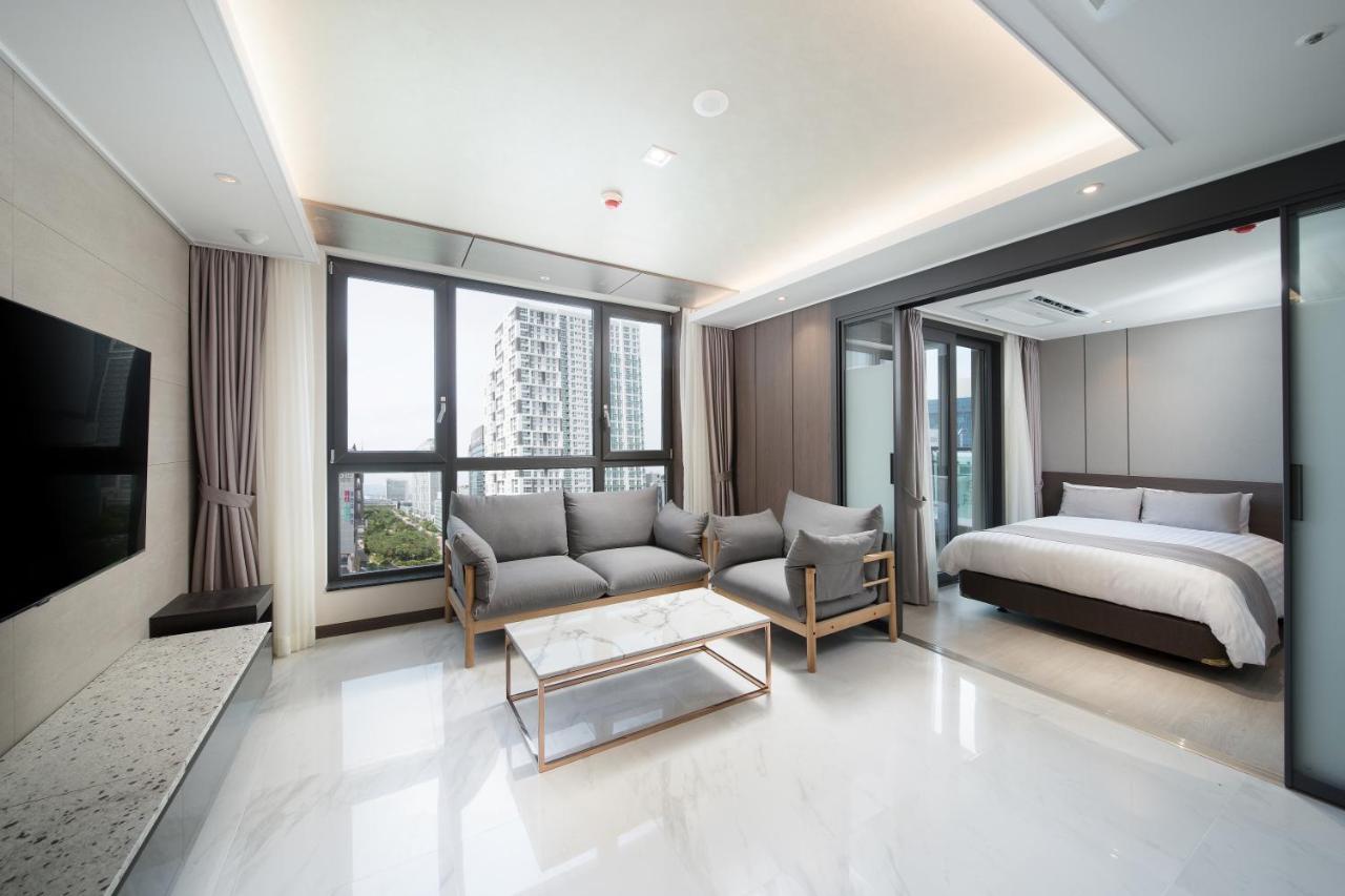 Utop Boutique Hotel&Residence Gwangju Metropolitan City Exteriör bild