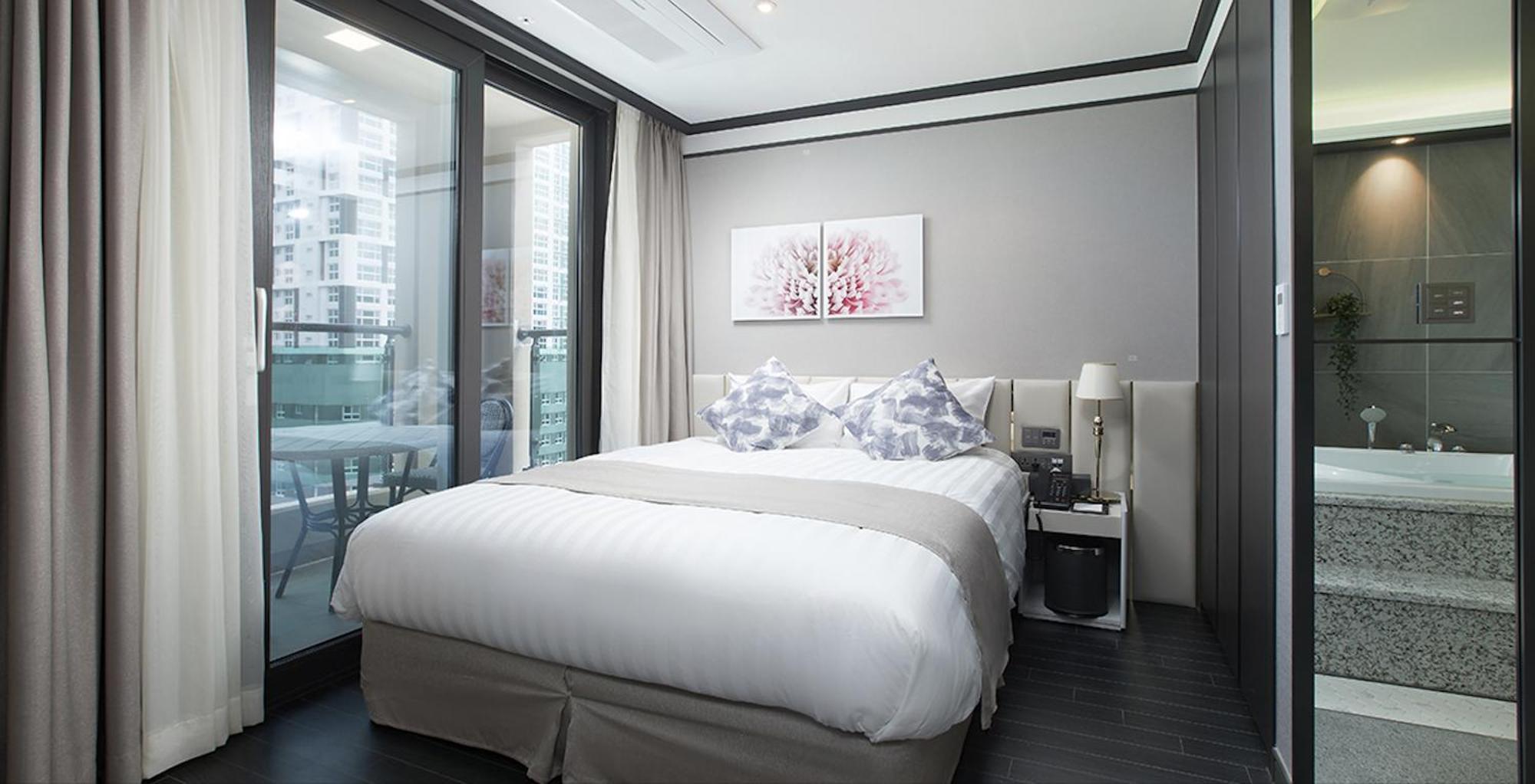Utop Boutique Hotel&Residence Gwangju Metropolitan City Exteriör bild